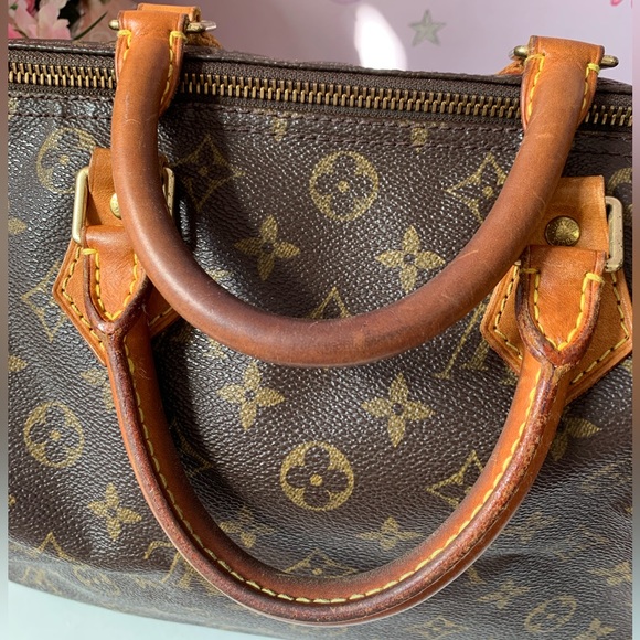 LOUIS VUITTON Speedy 30 Handbag - Picture 7 of 12